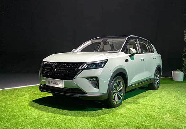 来自2002年的奥迪RS4 Avant瓦罐为啥与全新RS6一个价?