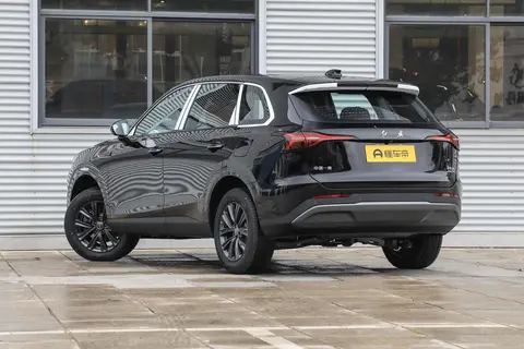 开回家过年,里外都合适!这款国产SUV,实力性较强