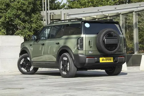 可城、可野、可玩的全能SUV，野外玩的尽兴的福特智趣烈马